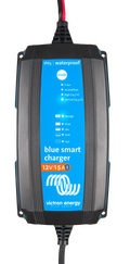 Victron Energy Blue Smart IP65 12V 15A DC Connector bağlantılı Bluetooth akü şarj cihazı.
